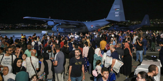 Man found carrying mummy in a food delivery bag in Peru